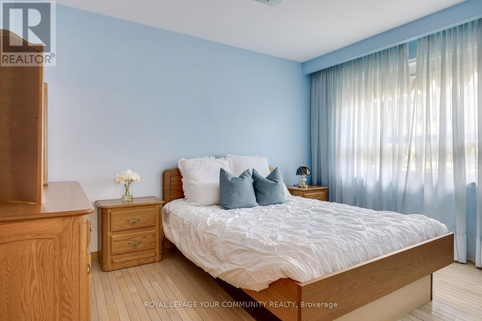 19 ACME CRESCENT Image 13