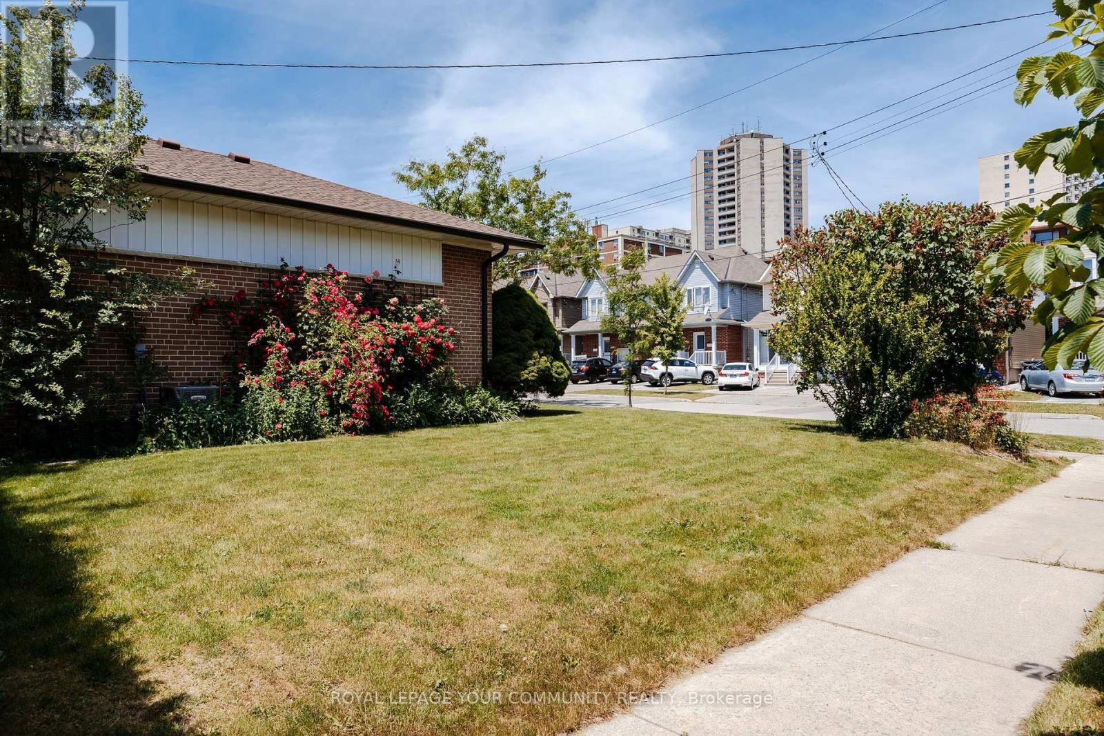 19 ACME CRESCENT Image 3
