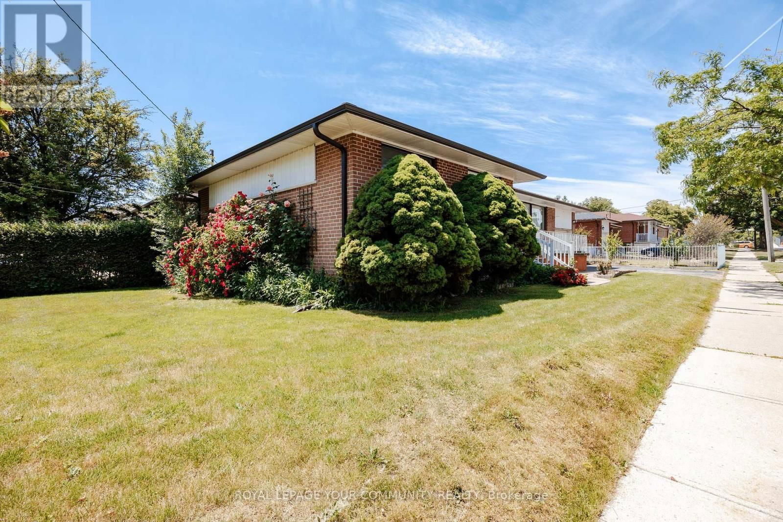19 ACME CRESCENT Image 4