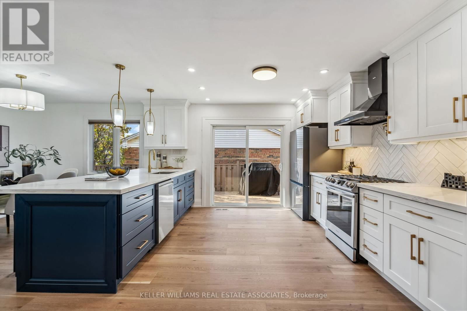 20 SUBURBAN DRIVE Image 10