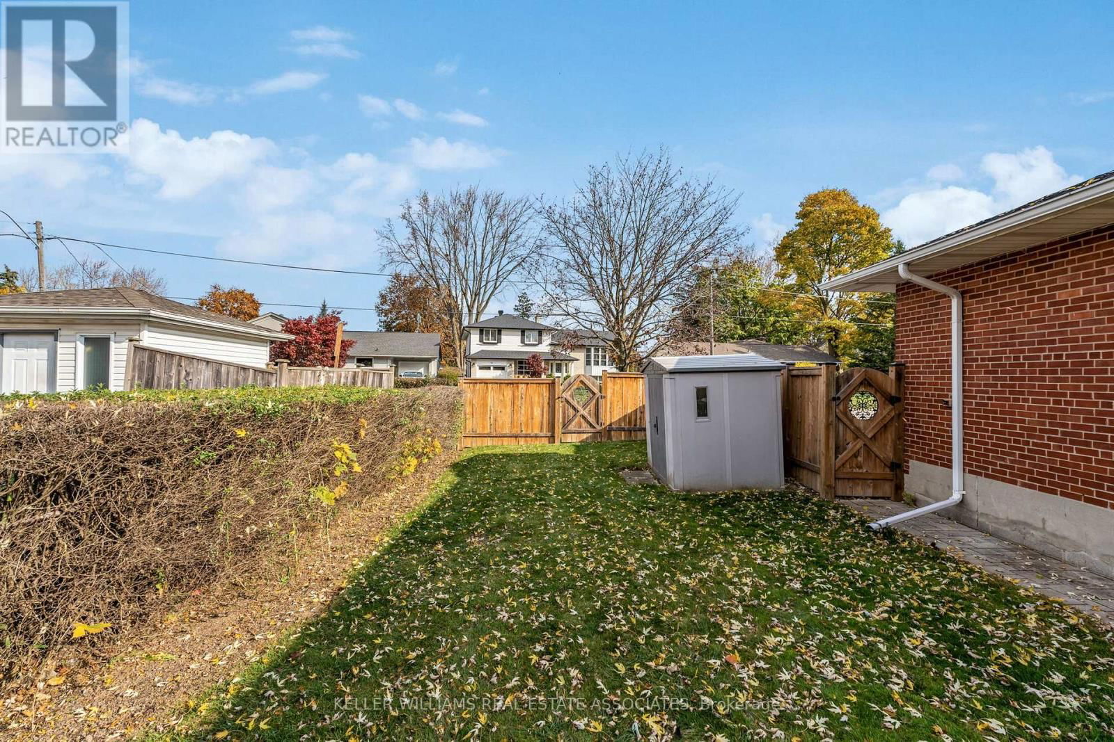 20 SUBURBAN DRIVE Image 35