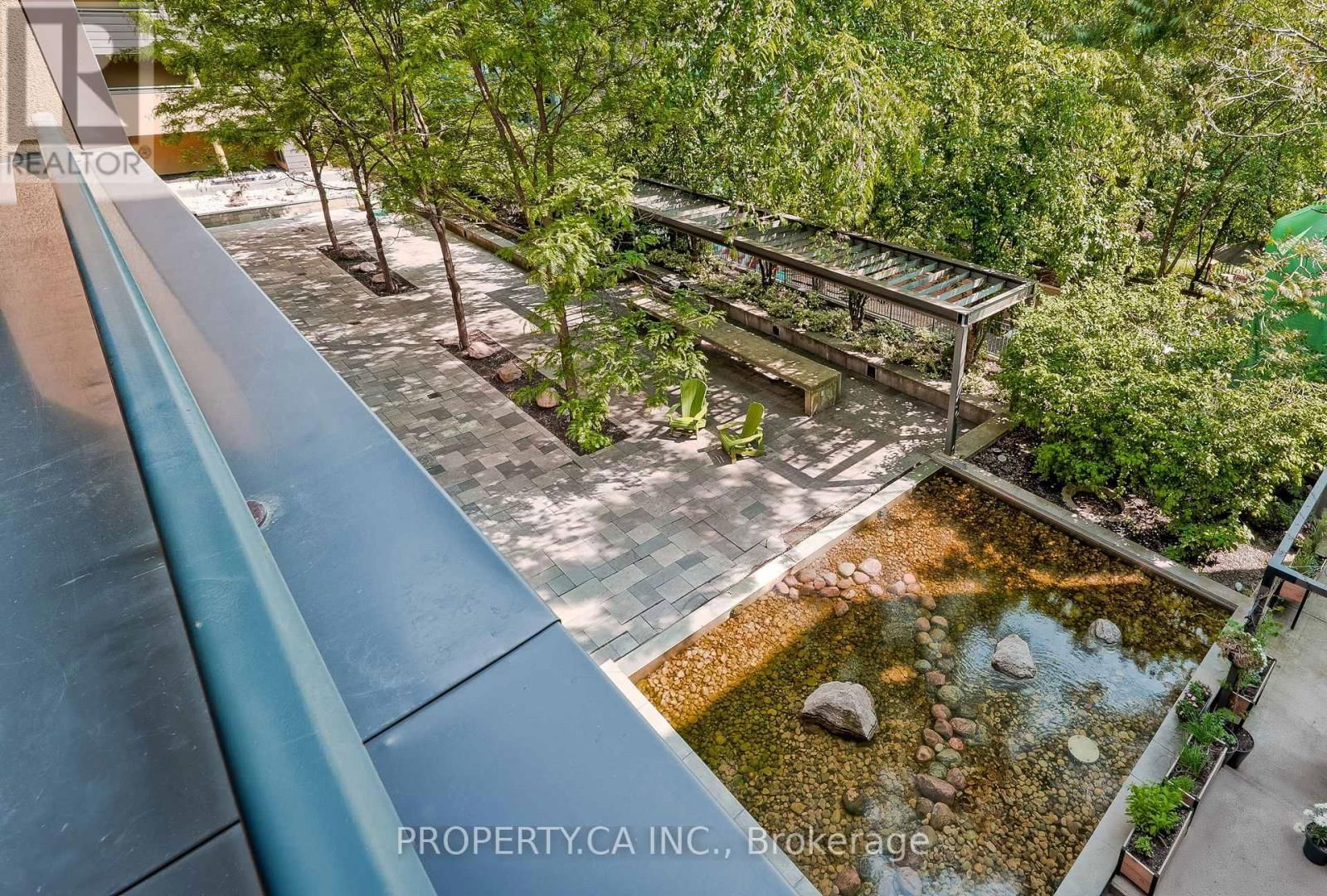 303 - 25 RITCHIE AVENUE Image 16