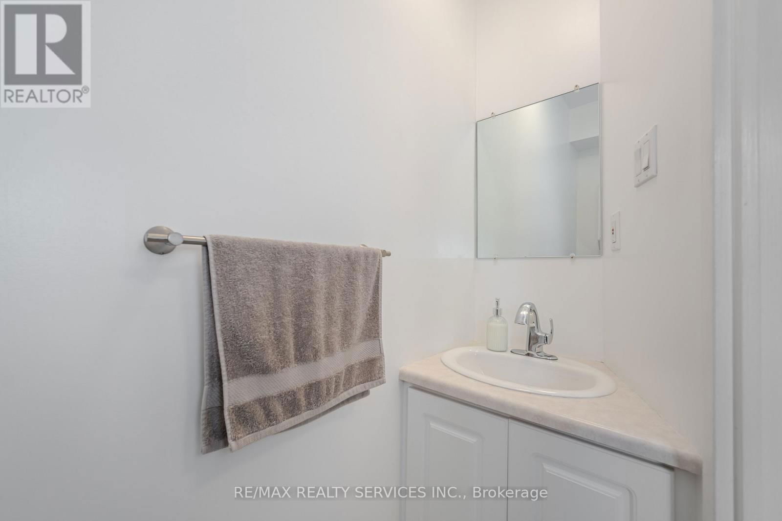 54 TARA PARK CRESCENT Image 17
