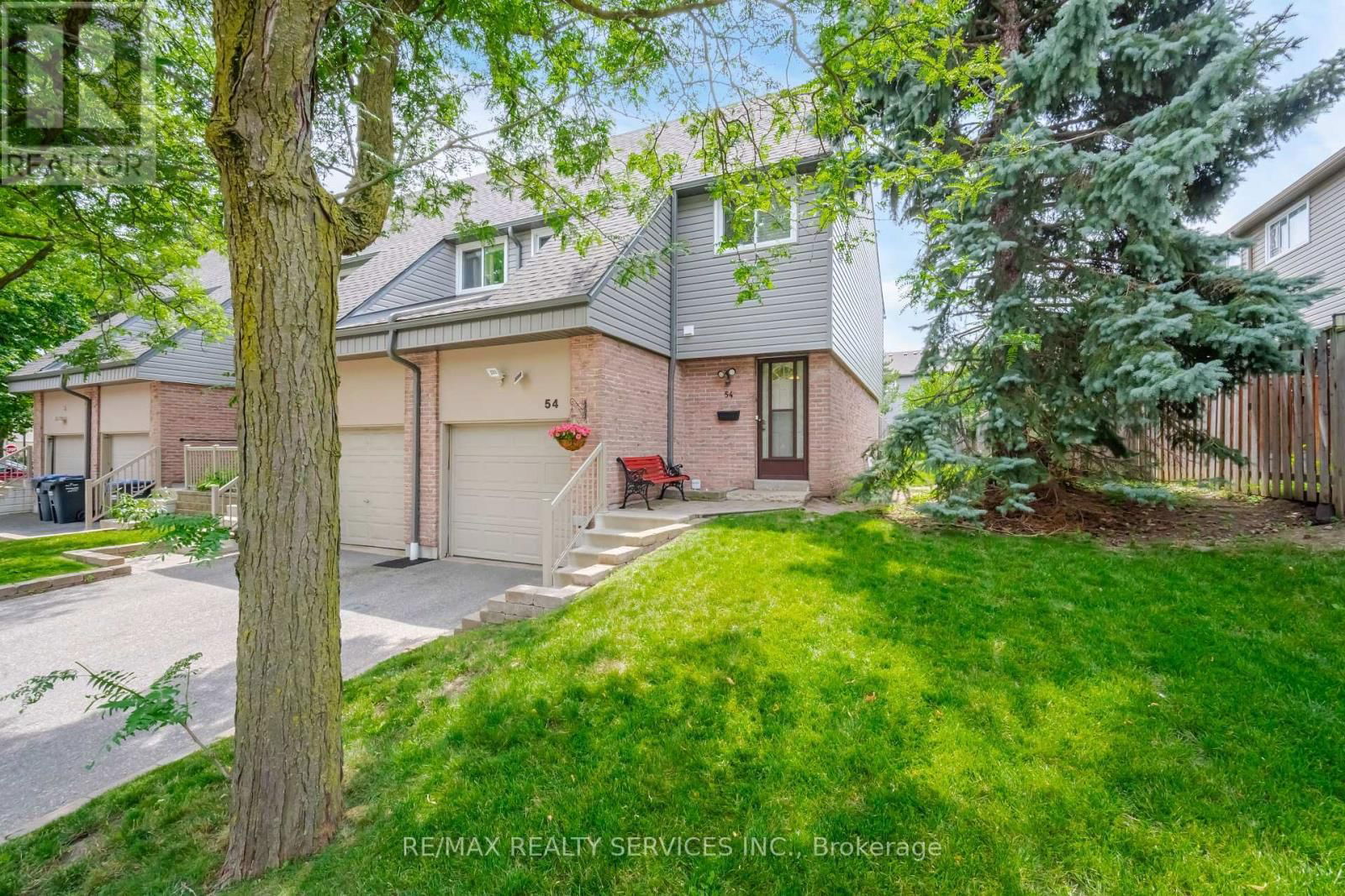 54 TARA PARK CRESCENT Image 2