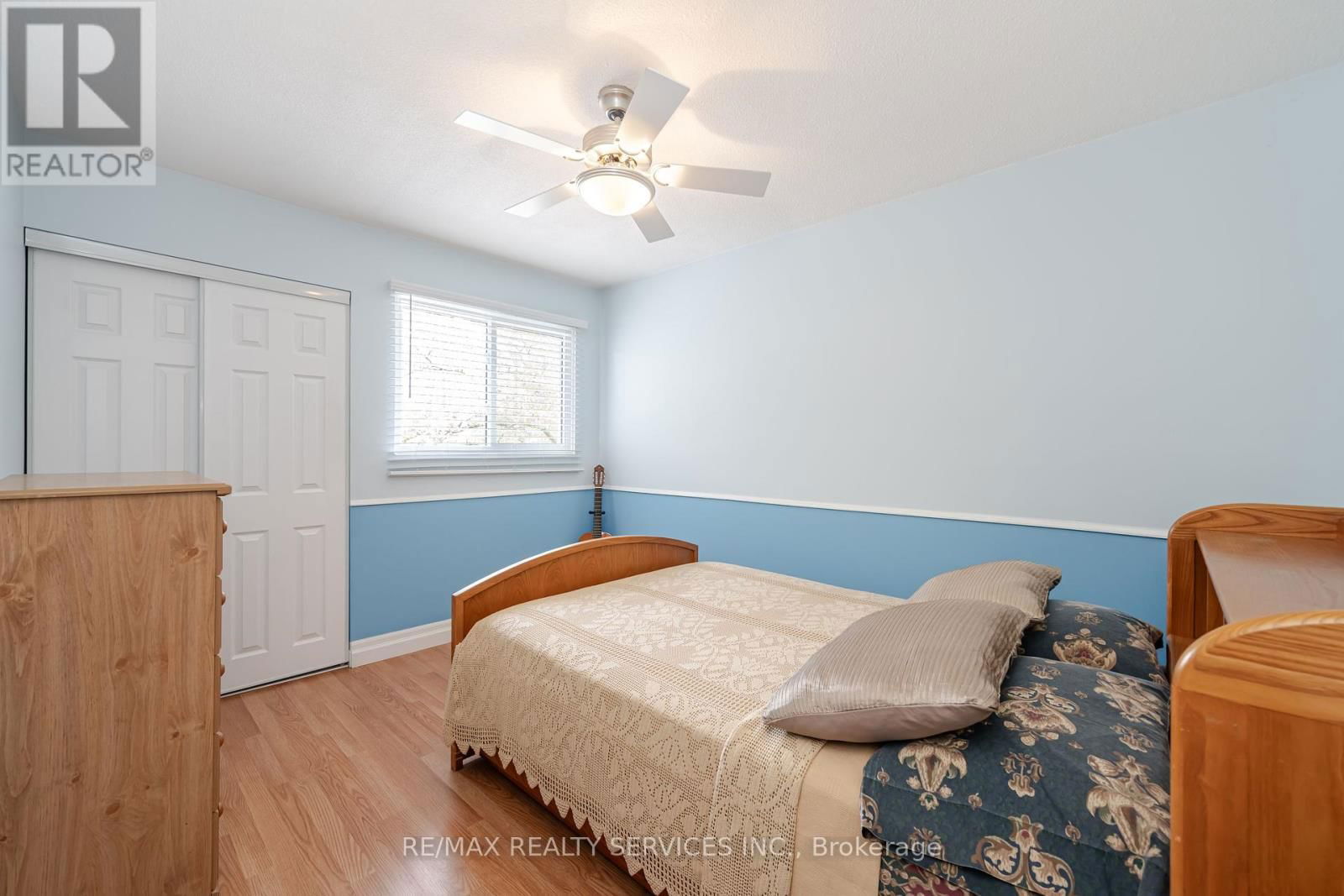 54 TARA PARK CRESCENT Image 25