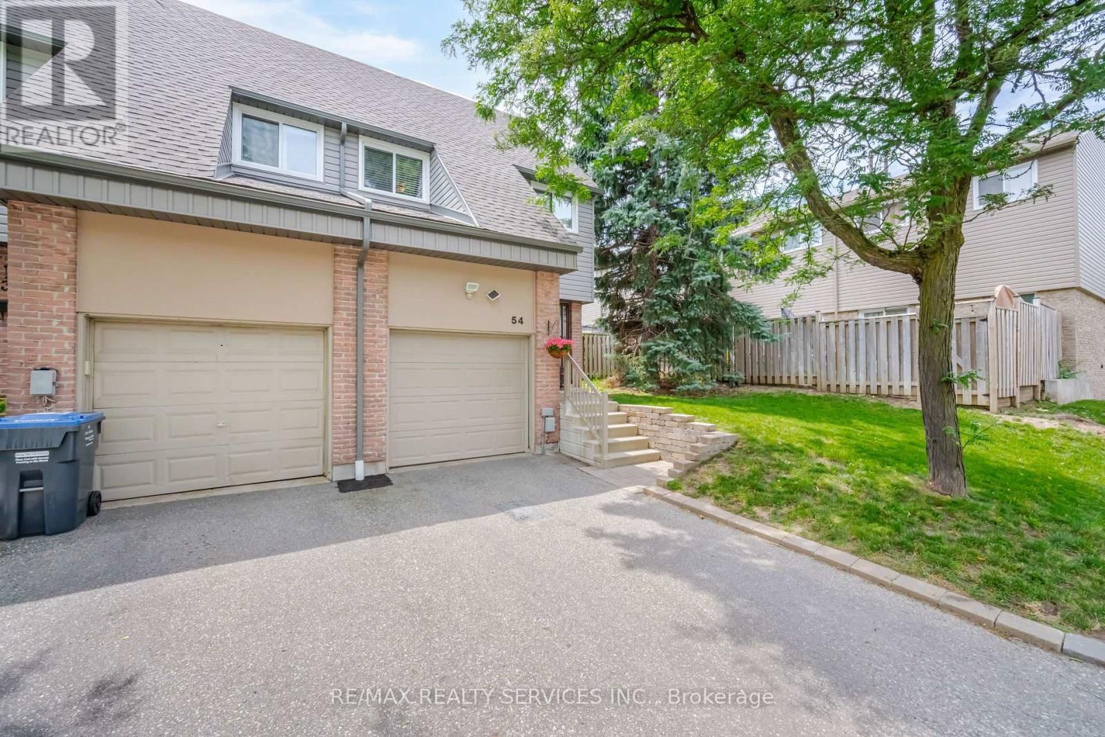 54 TARA PARK CRESCENT Image 3