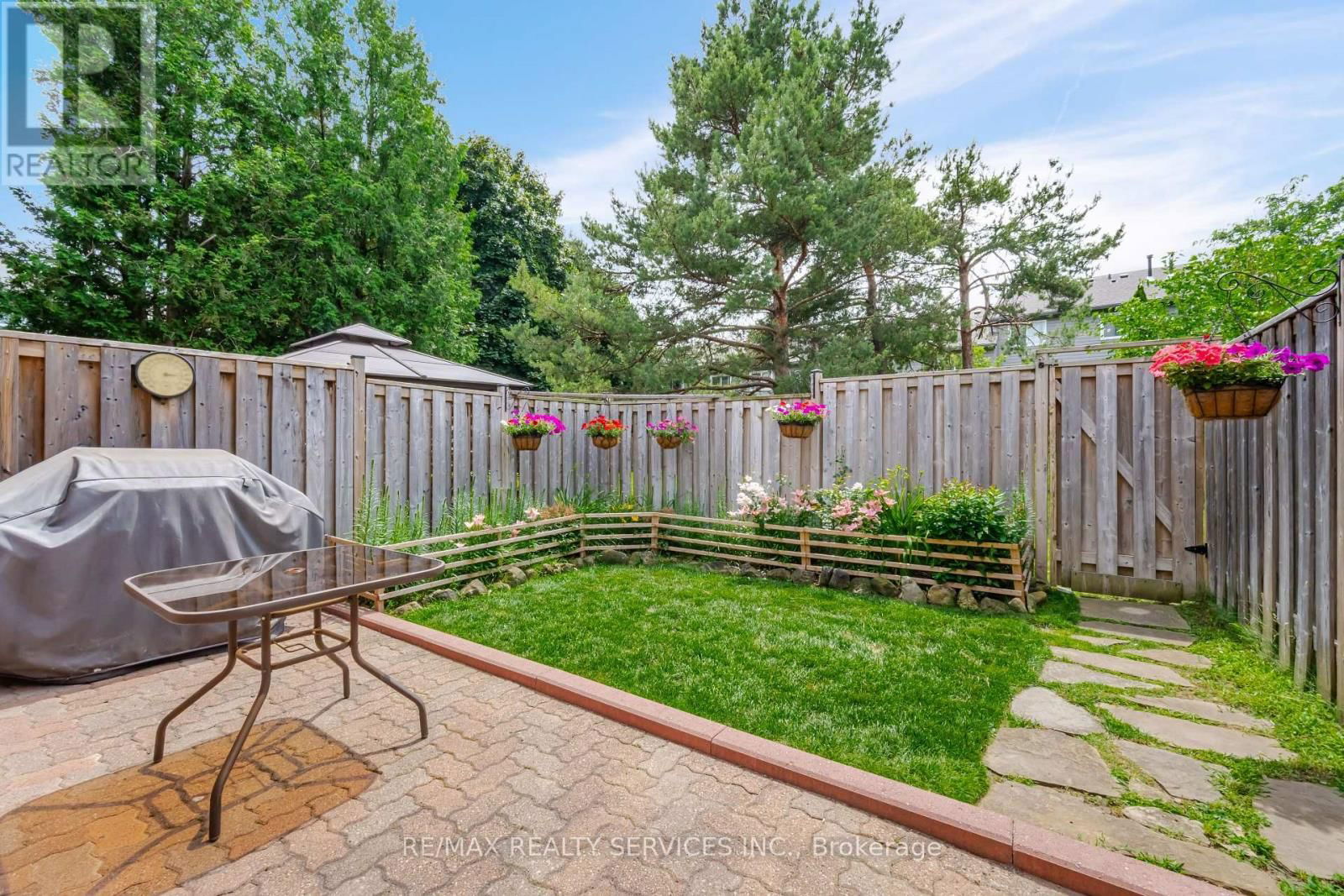 54 TARA PARK CRESCENT Image 35