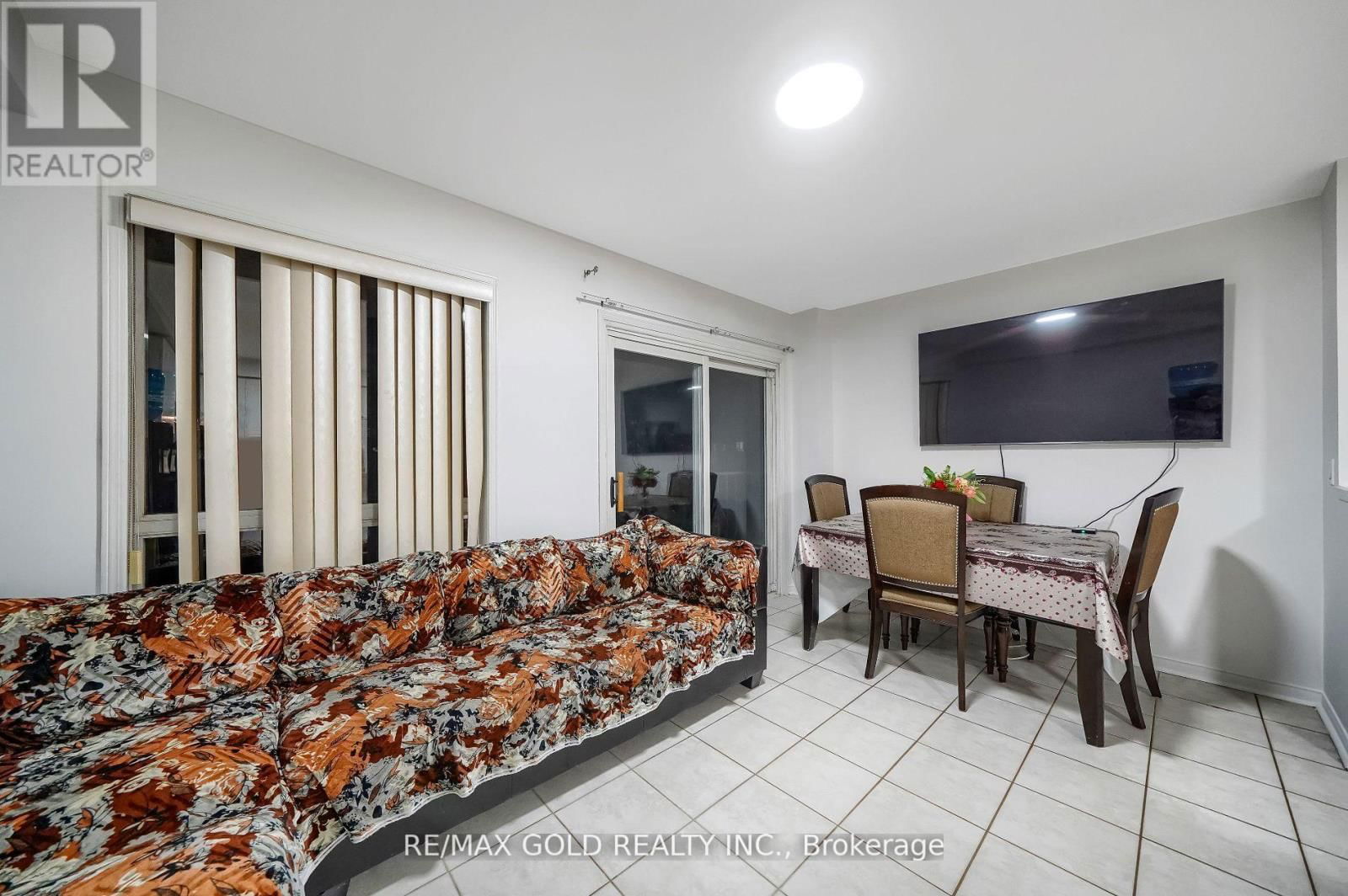 33 - 5055 HEATHERLEIGH AVENUE Image 16