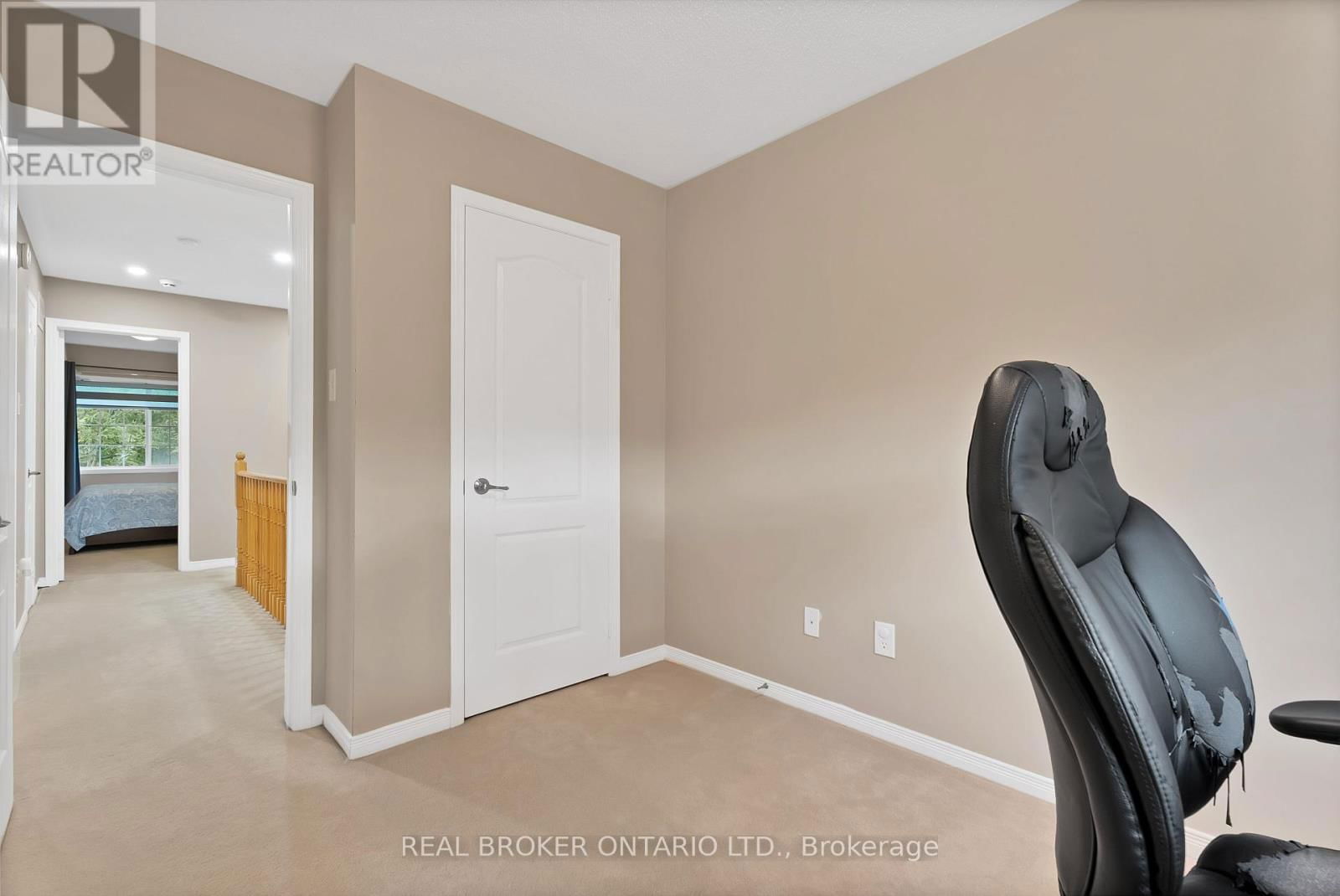 152 - 7360 ZINNIA PLACE Image 14