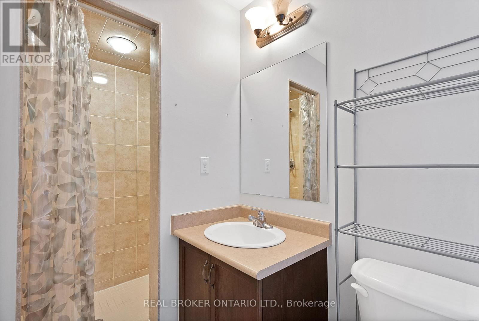 152 - 7360 ZINNIA PLACE Image 16