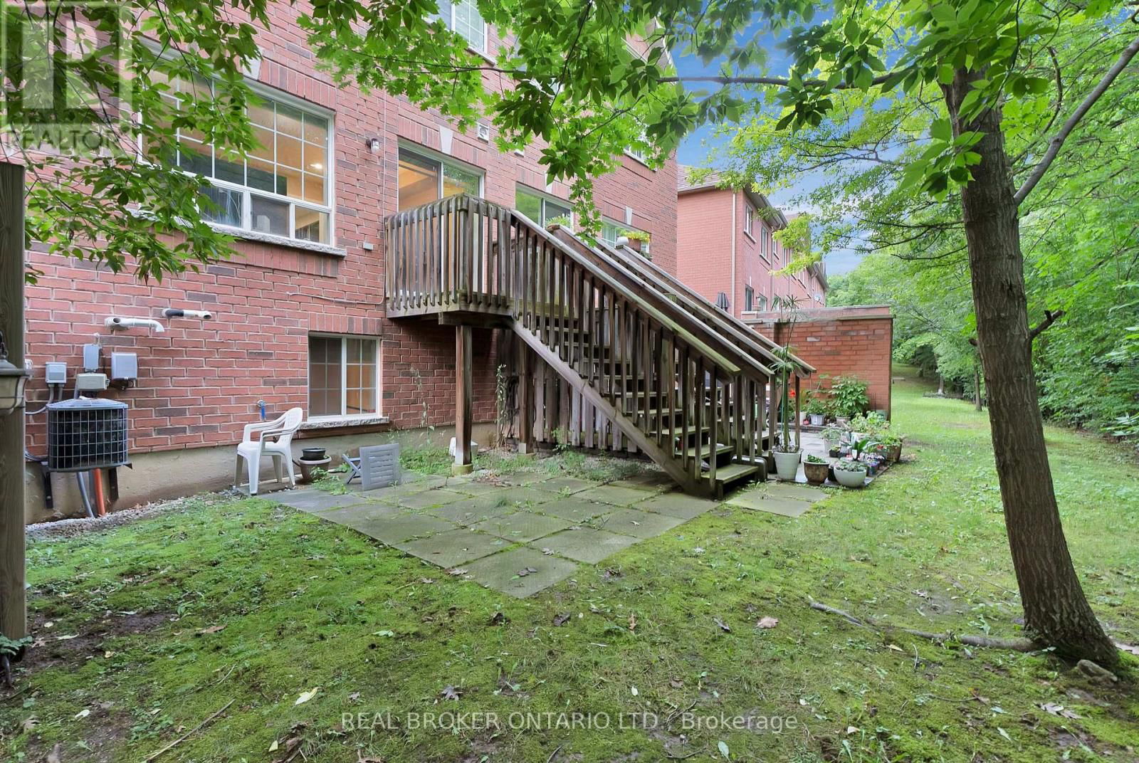 152 - 7360 ZINNIA PLACE Image 37