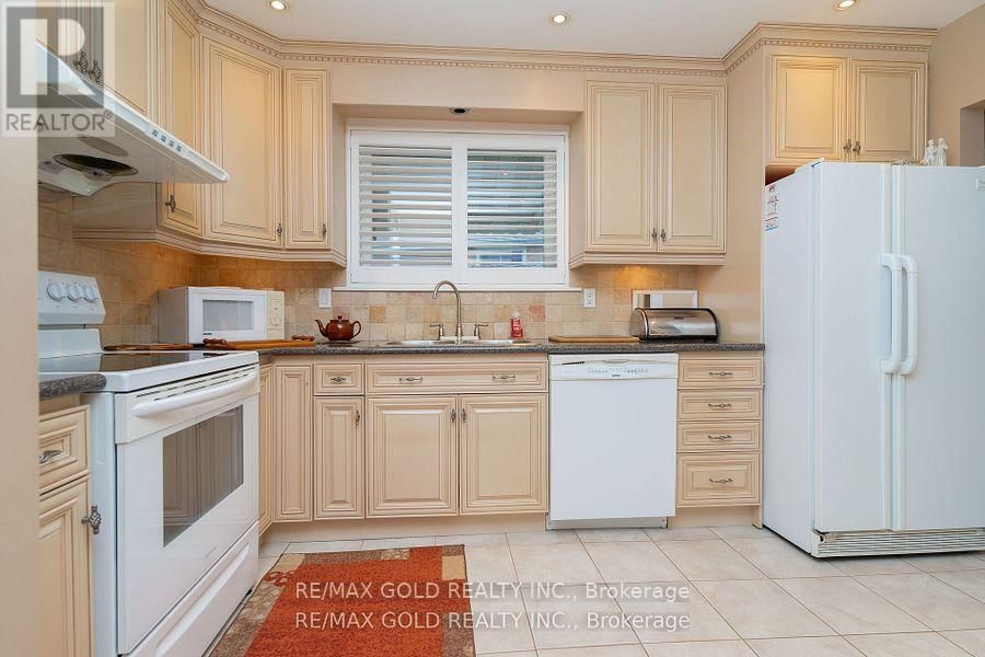 57 CATHCART CRESCENT Image 14