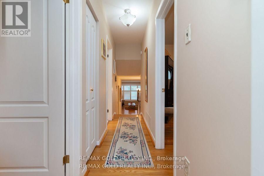 57 CATHCART CRESCENT Image 18
