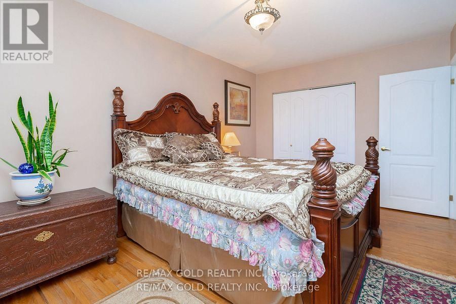 57 CATHCART CRESCENT Image 20