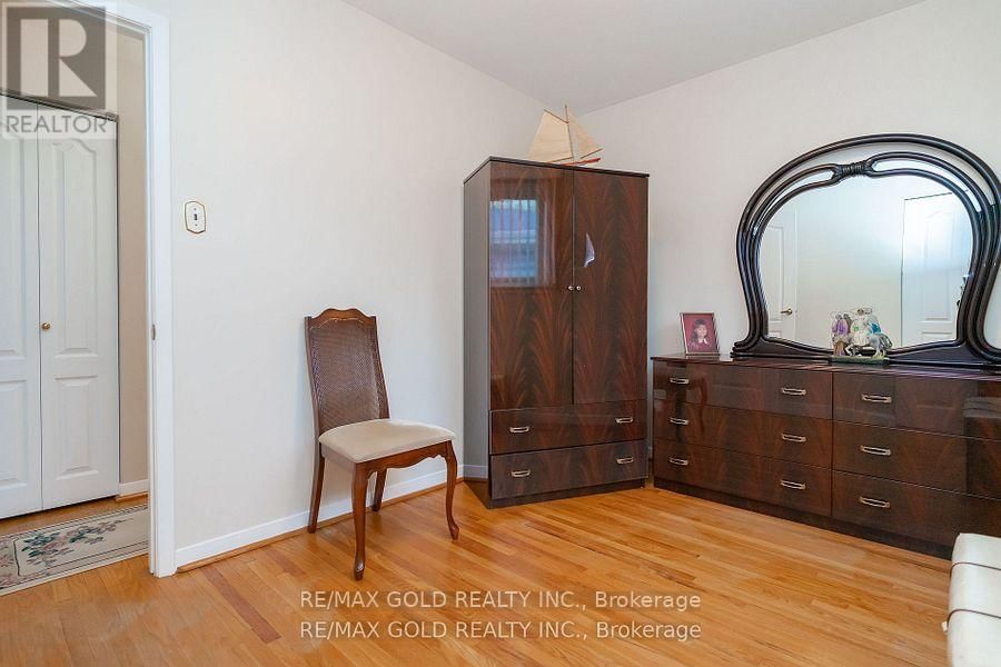 57 CATHCART CRESCENT Image 24