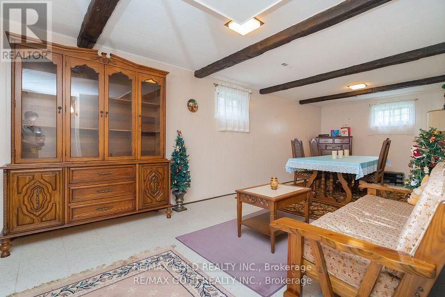 57 CATHCART CRESCENT Image 28
