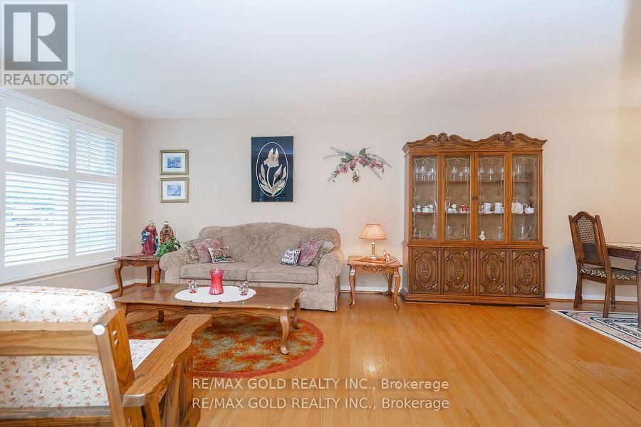 57 CATHCART CRESCENT Image 6