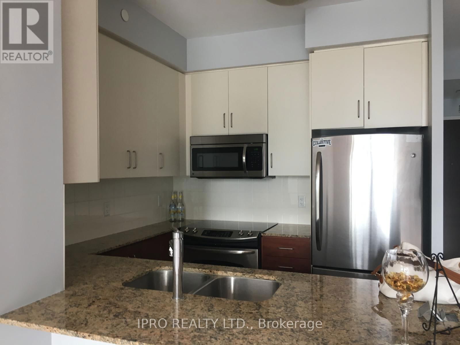 2211 - 205 SHERWAY GARDENS ROAD Image 4