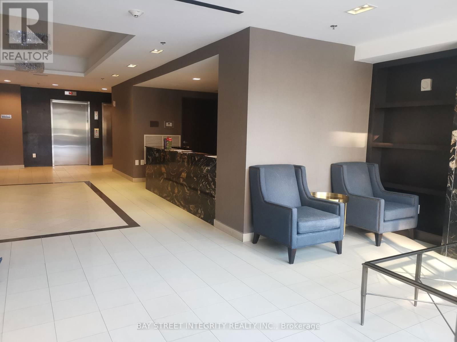 507 - 5001 CORPORATE DRIVE Image 5