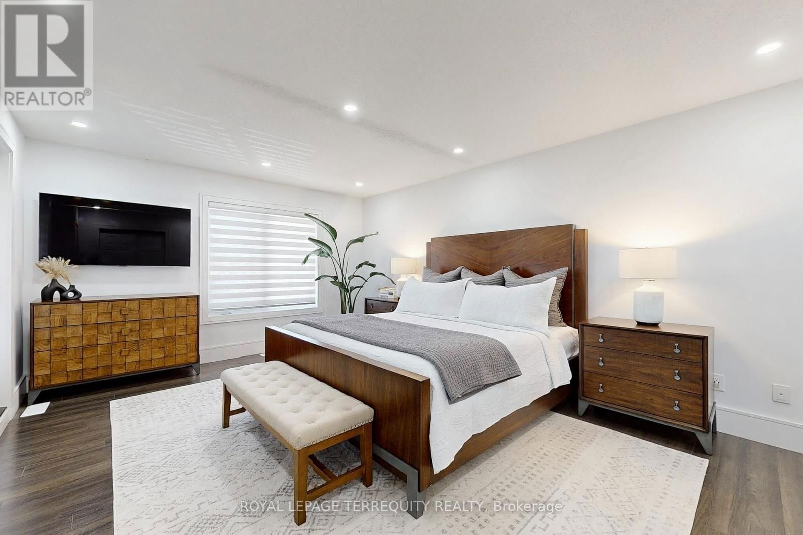 2 - 15 FORBES AVENUE Image 18
