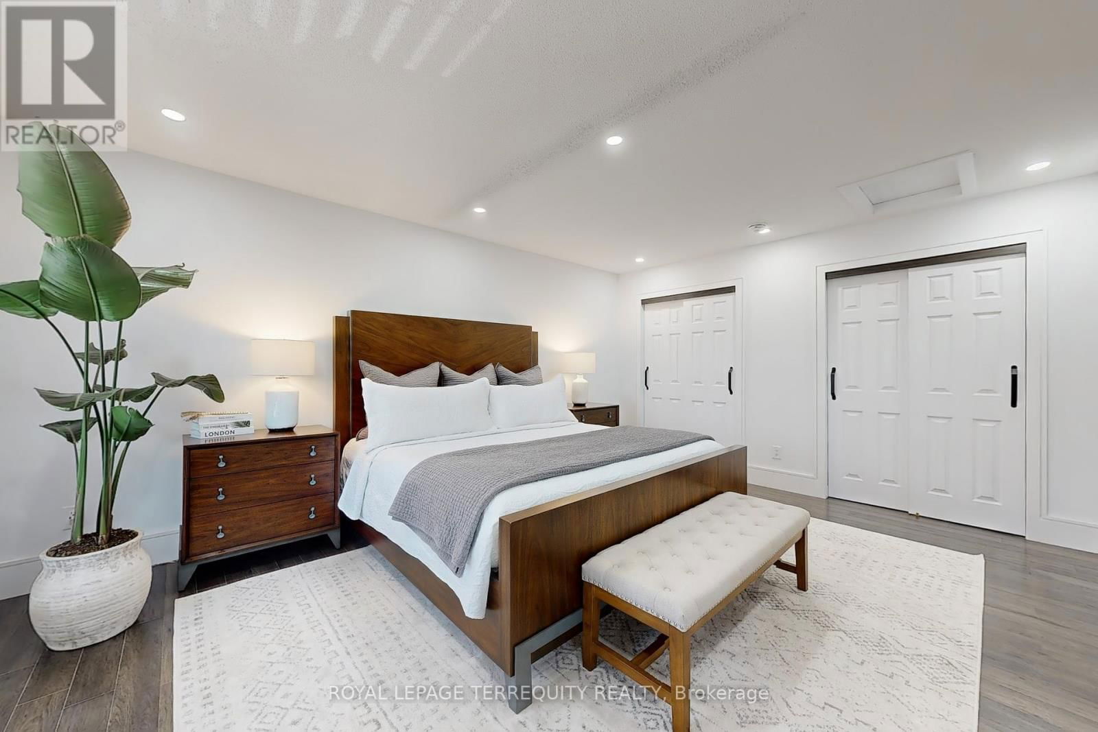2 - 15 FORBES AVENUE Image 22