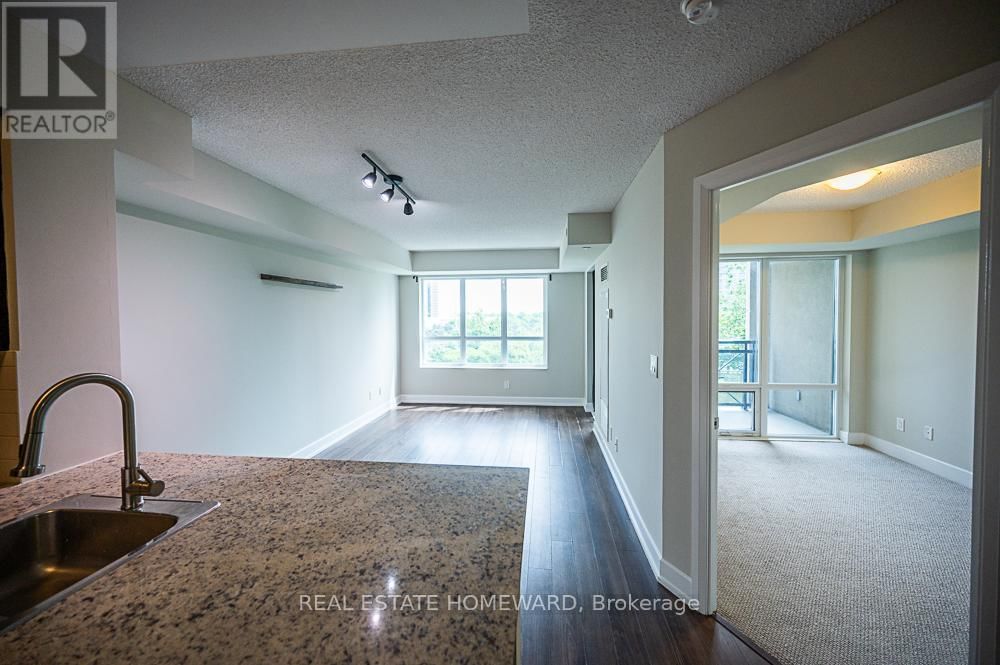 404 - 6 EVA ROAD Image 12