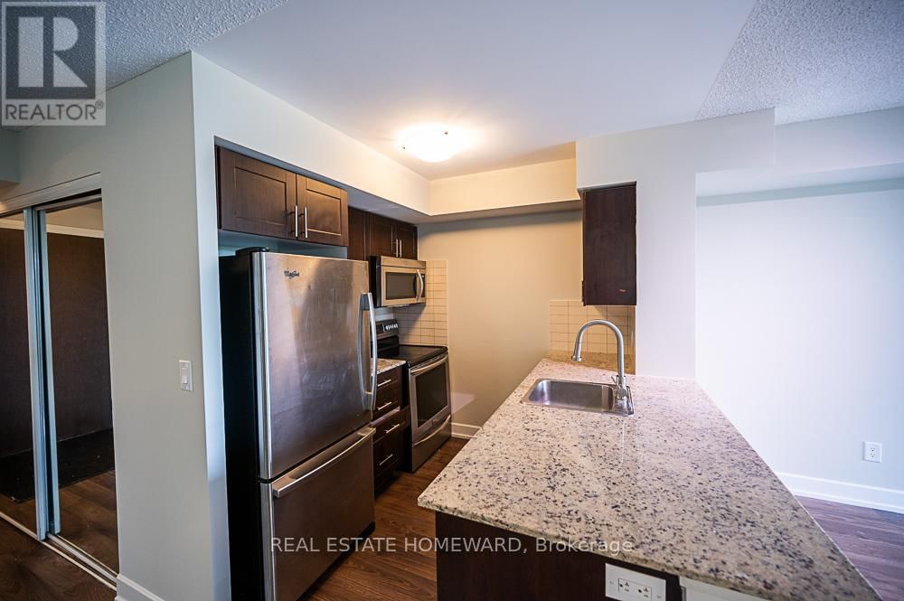 404 - 6 EVA ROAD Image 16