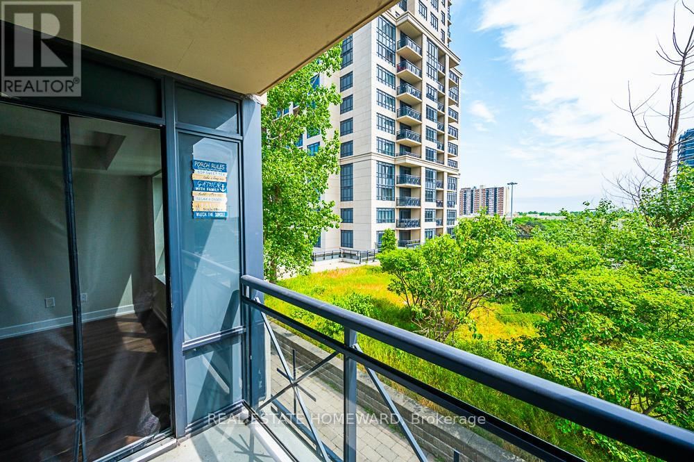 404 - 6 EVA ROAD Image 33
