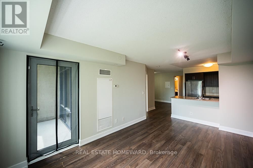 404 - 6 EVA ROAD Image 6