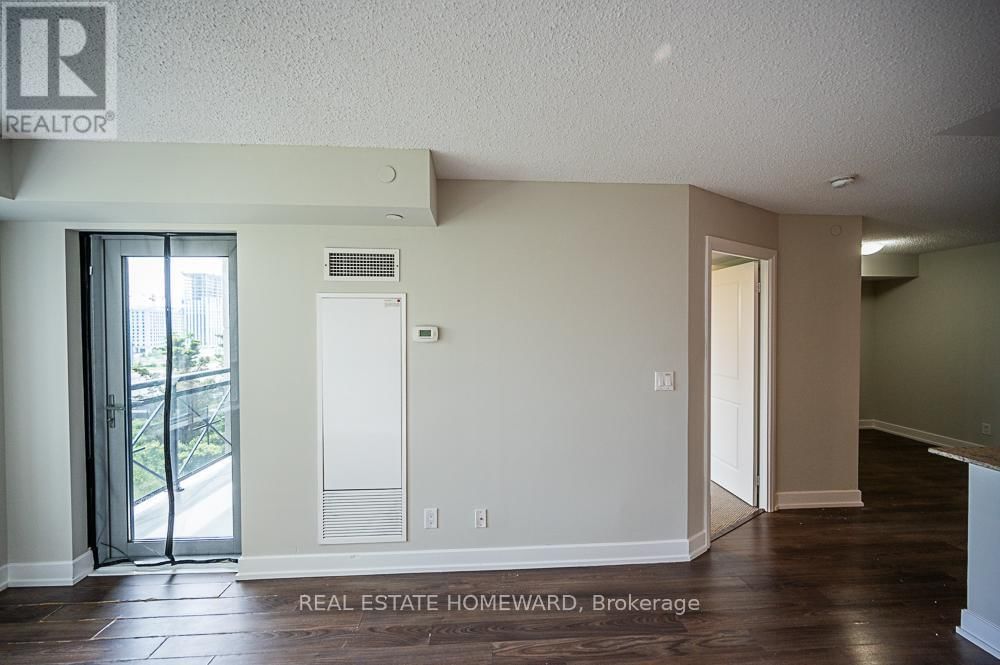 404 - 6 EVA ROAD Image 7
