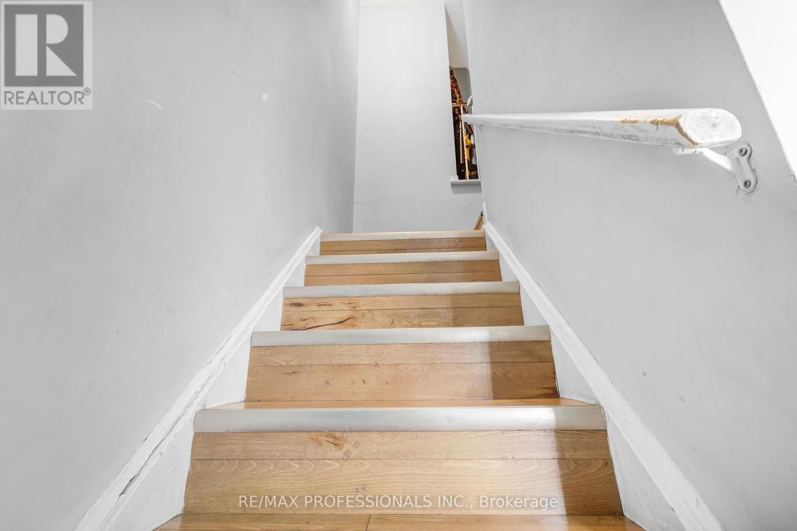 44 SKEGBY ROAD Image 21