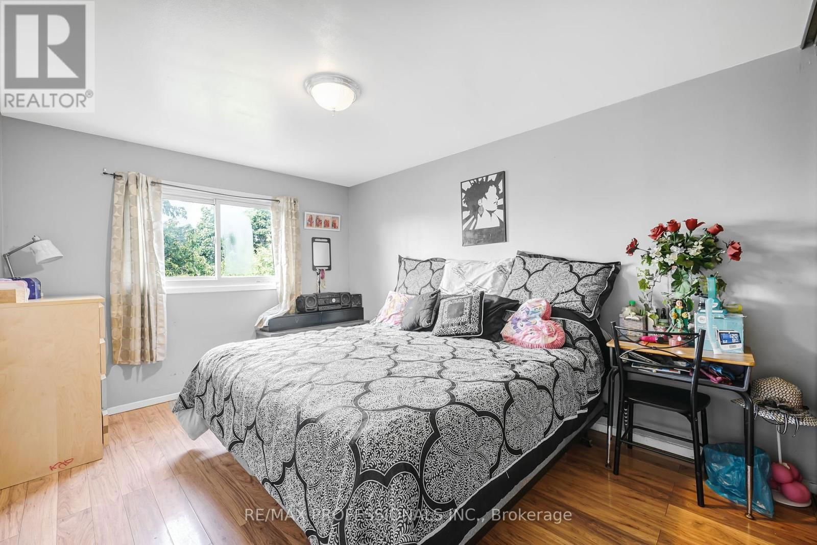 44 SKEGBY ROAD Image 24