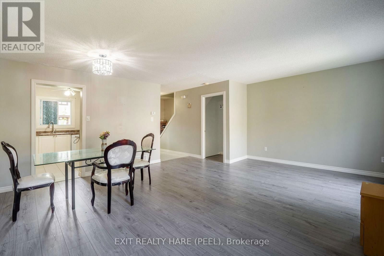 51 - 93 HANSEN ROAD Image 39