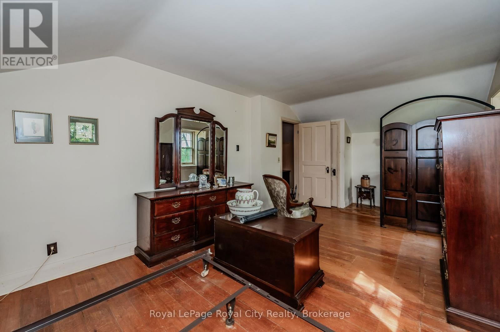 13265 NASSAGAWEYA PUSLINCH TOWNLINE Image 23