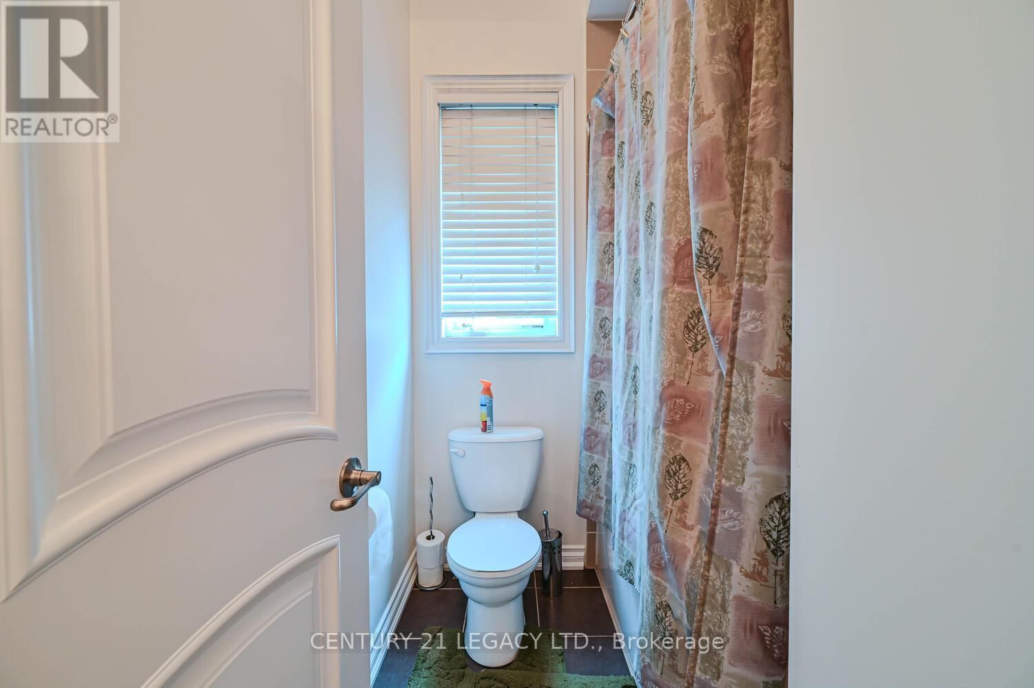 34 CANNINGTON CRESCENT Image 35