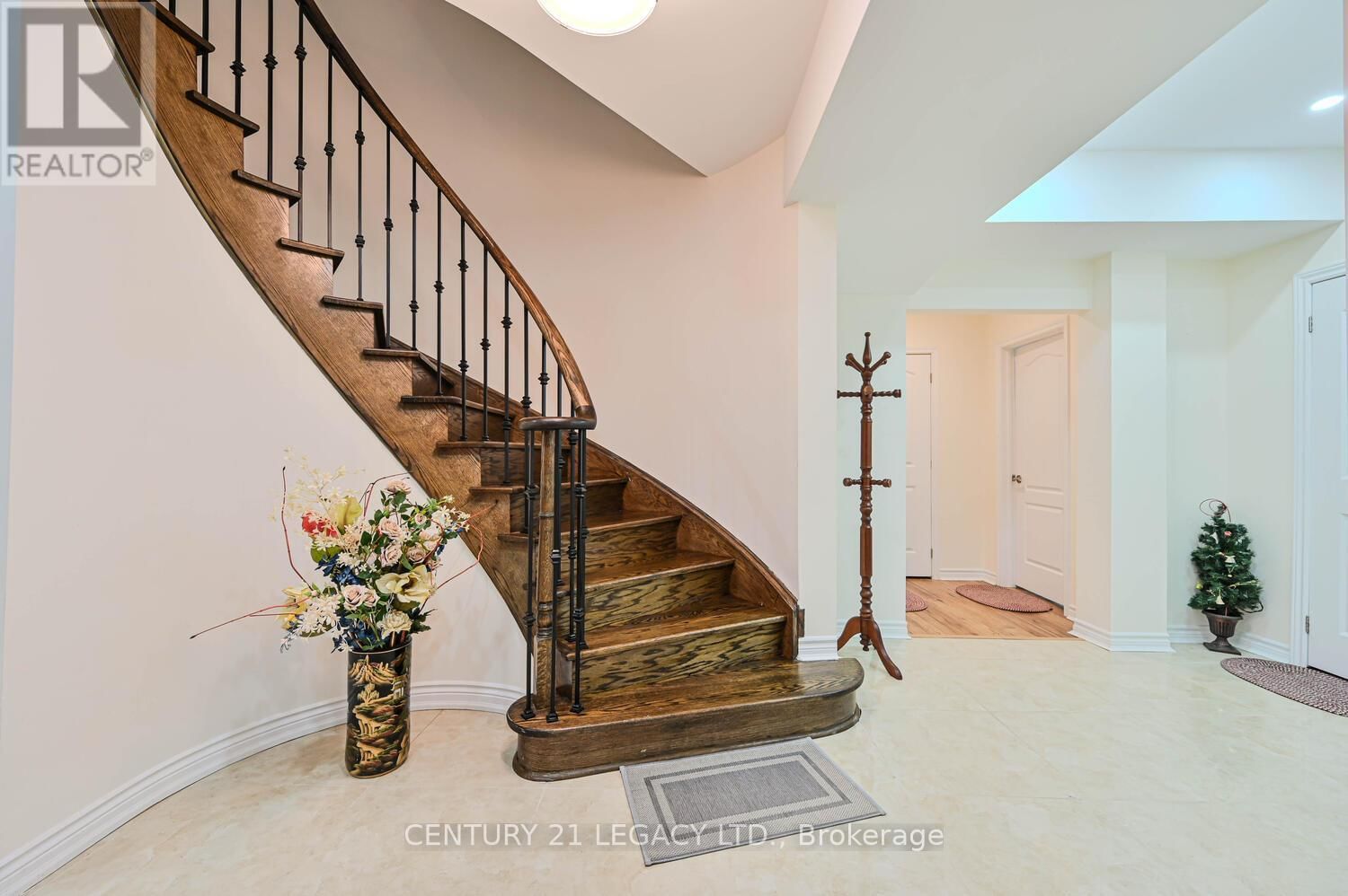 34 CANNINGTON CRESCENT Image 38