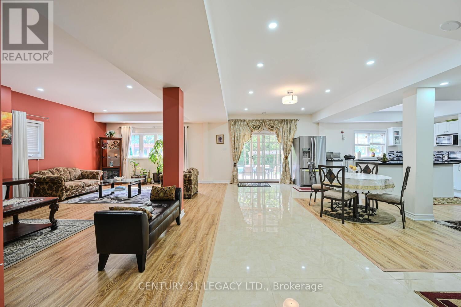 34 CANNINGTON CRESCENT Image 40