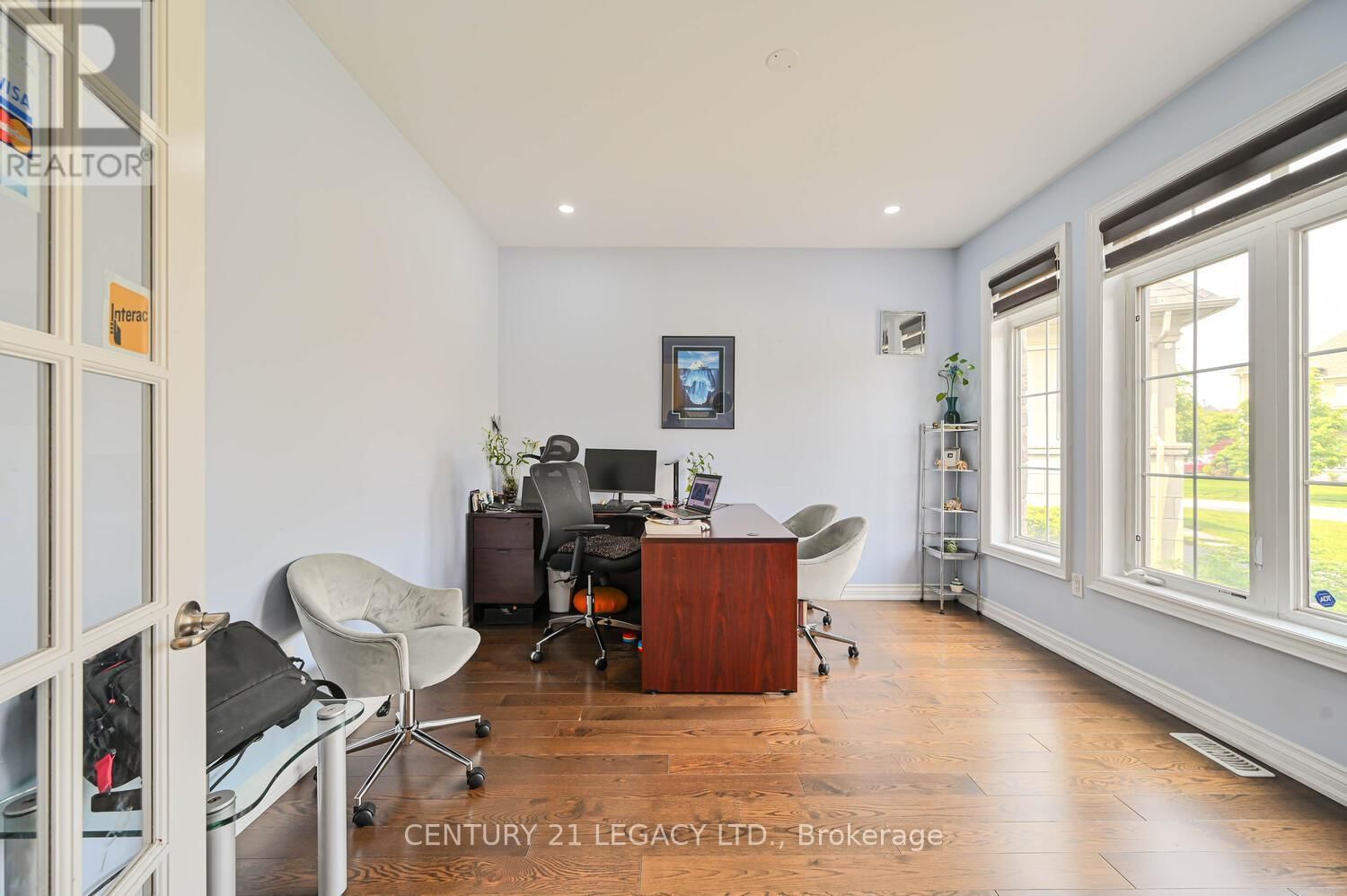 34 CANNINGTON CRESCENT Image 8