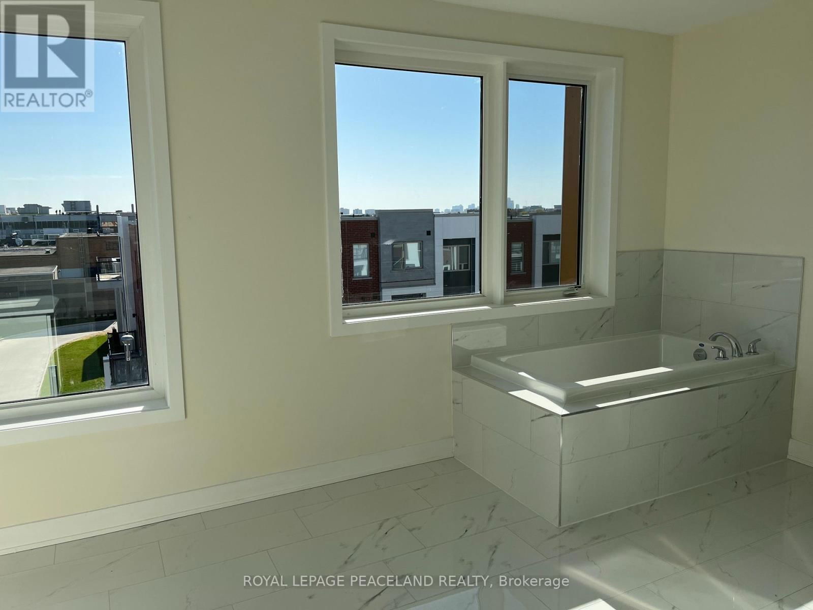 120 WILLIAM DUNCAN ROAD Image 18