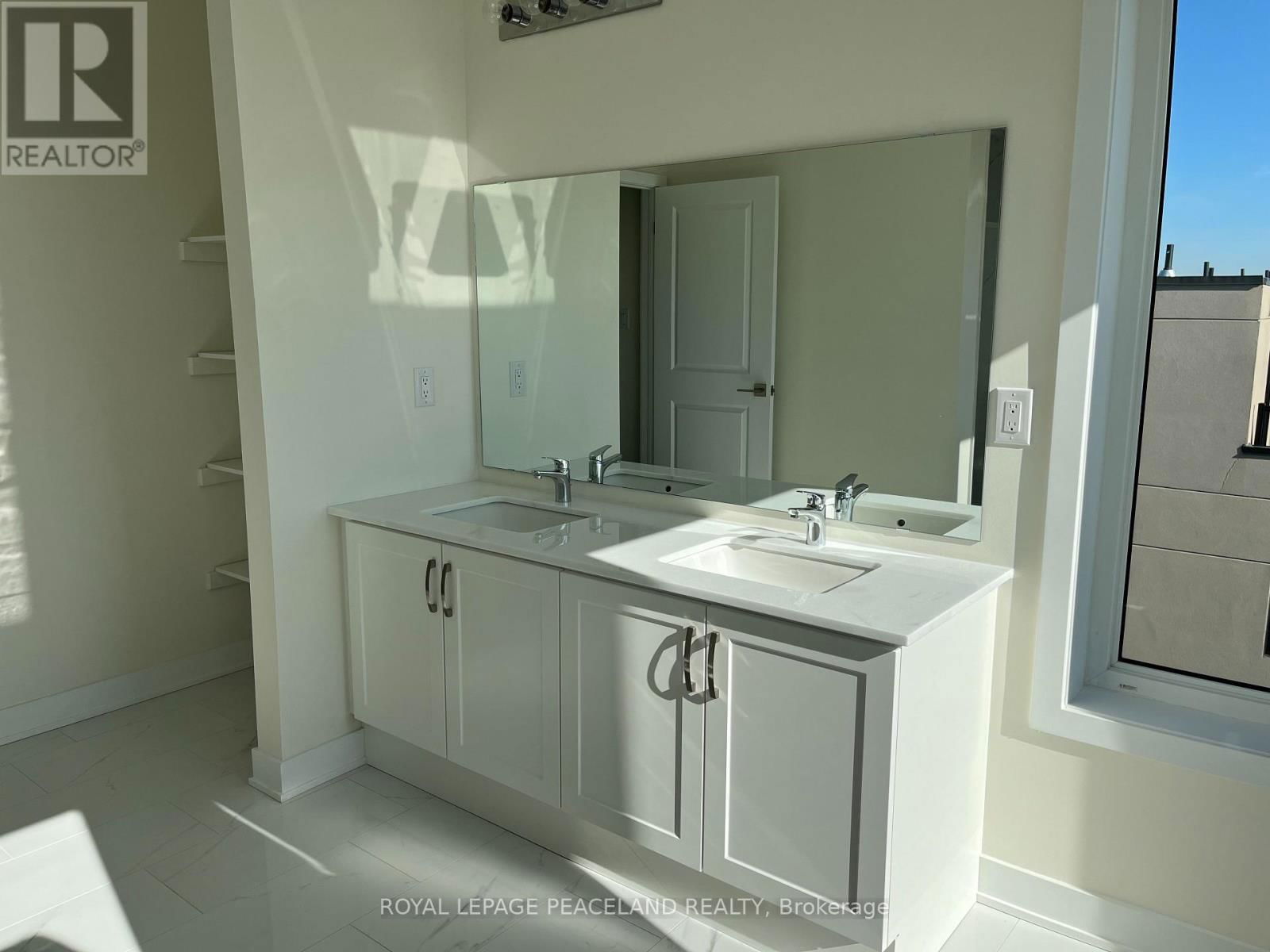 120 WILLIAM DUNCAN ROAD Image 20