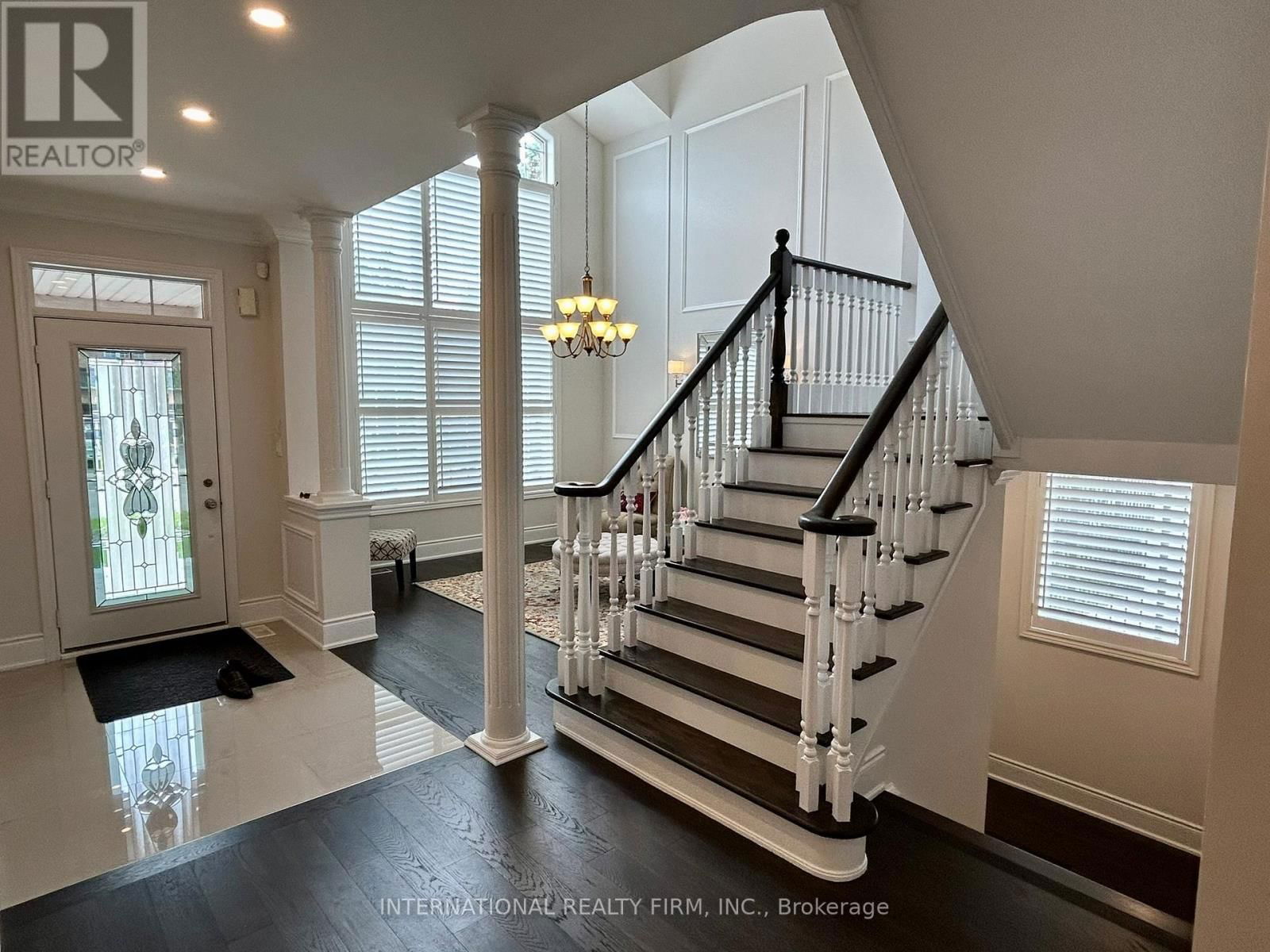 4205 SARAZEN DRIVE Image 2