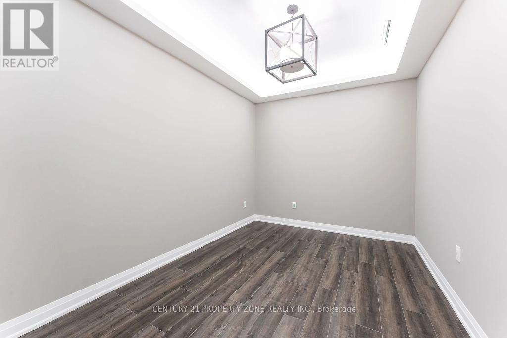204 - 6475 MAYFIELD ROAD Image 13