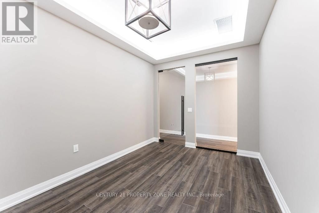 204 - 6475 MAYFIELD ROAD Image 14