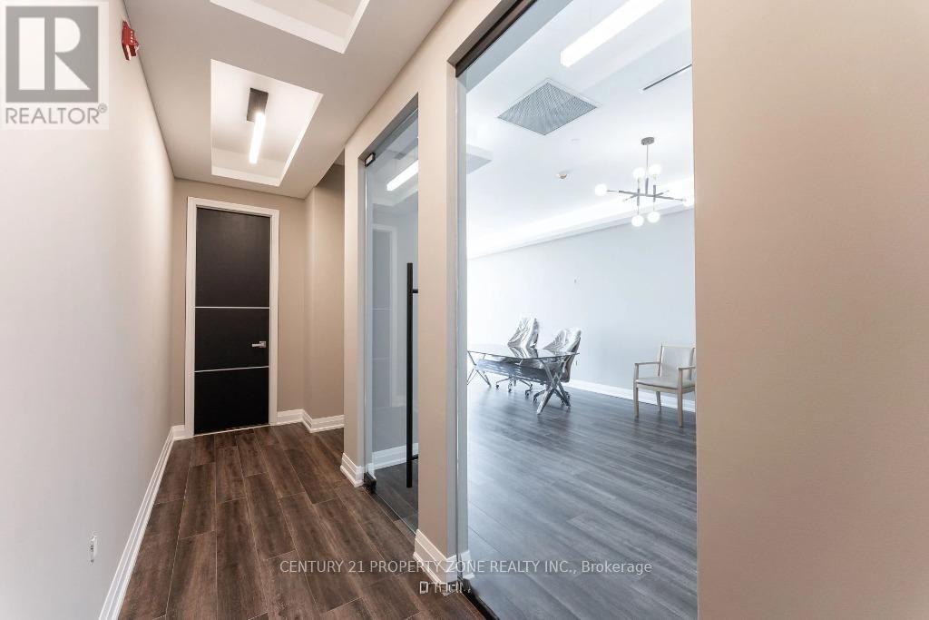 204 - 6475 MAYFIELD ROAD Image 15