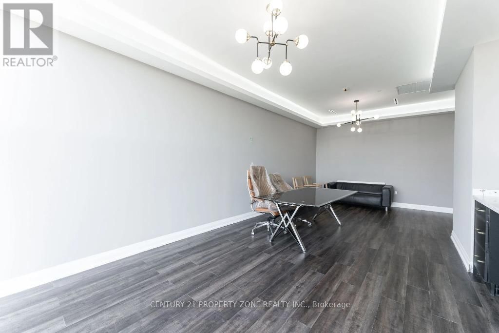 204 - 6475 MAYFIELD ROAD Image 19