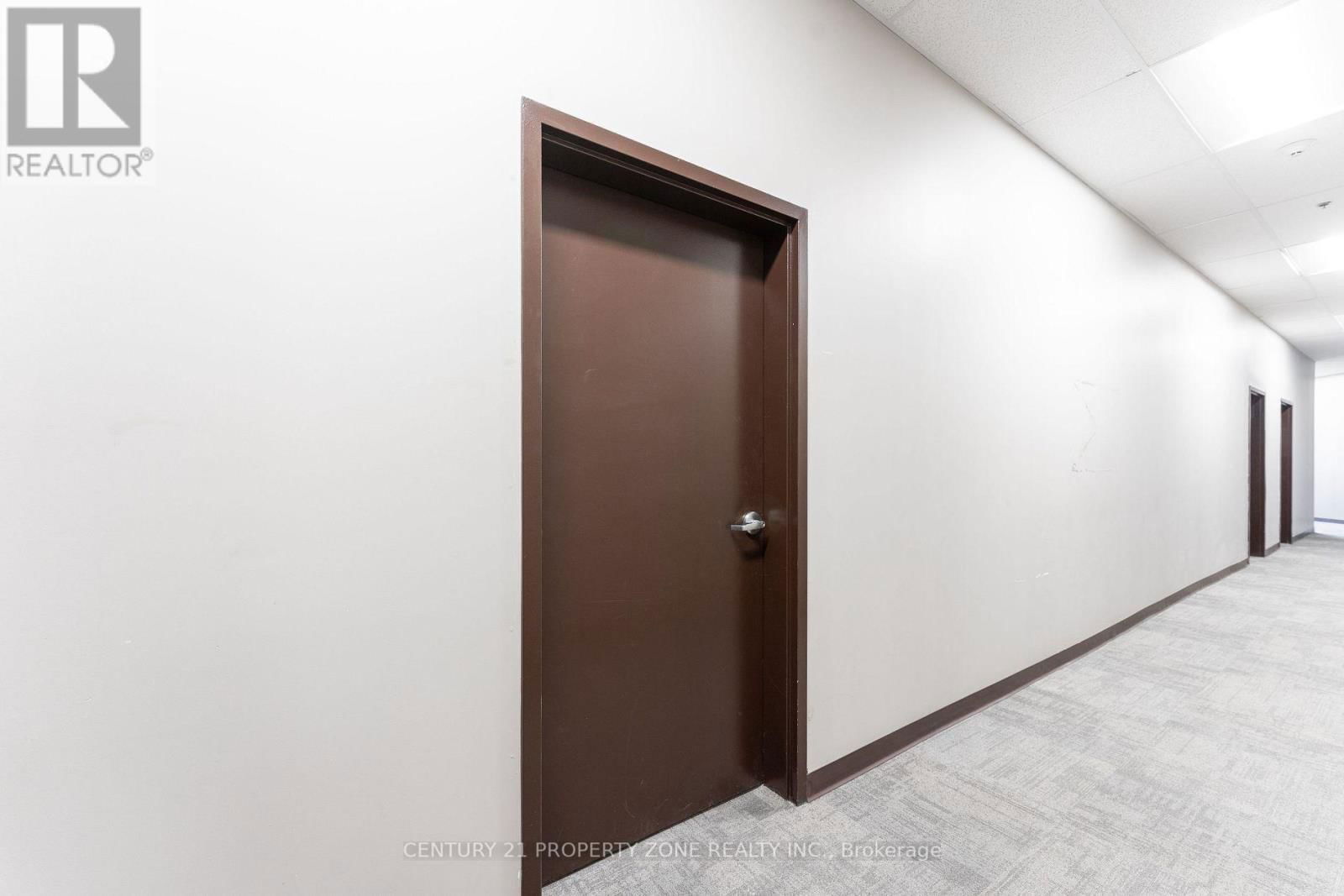 204 - 6475 MAYFIELD ROAD Image 5