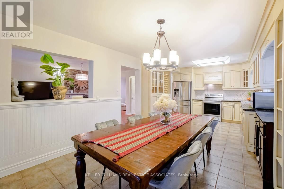 23 ROSEMEADE AVENUE Image 10