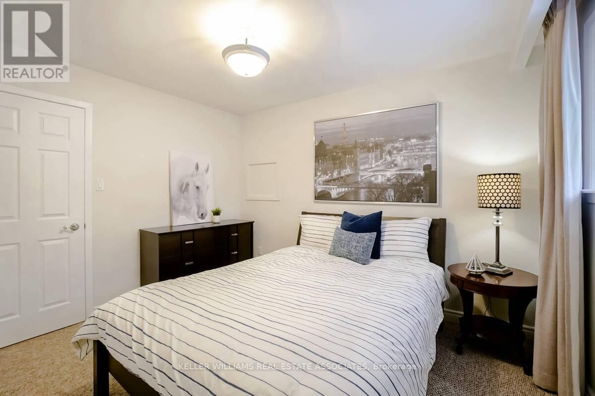 23 ROSEMEADE AVENUE Image 26