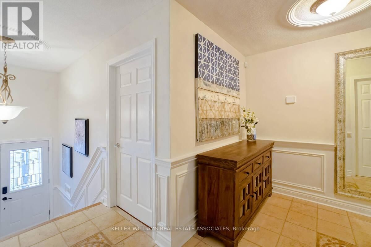 23 ROSEMEADE AVENUE Image 4