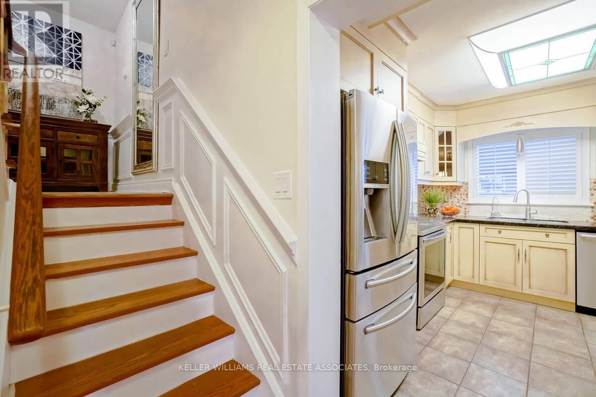23 ROSEMEADE AVENUE Image 5